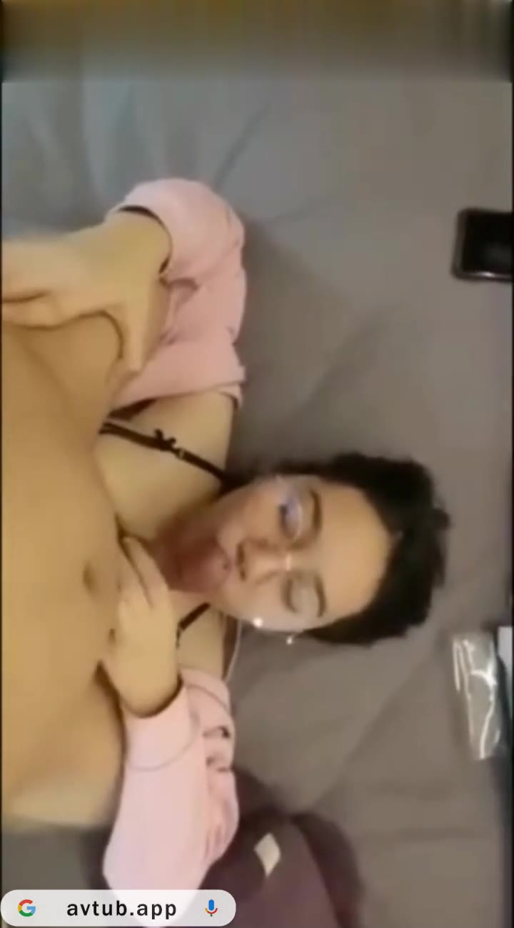 Kakak Perawan Udah Lama Ingin Merasakan Hangatnya Otongku