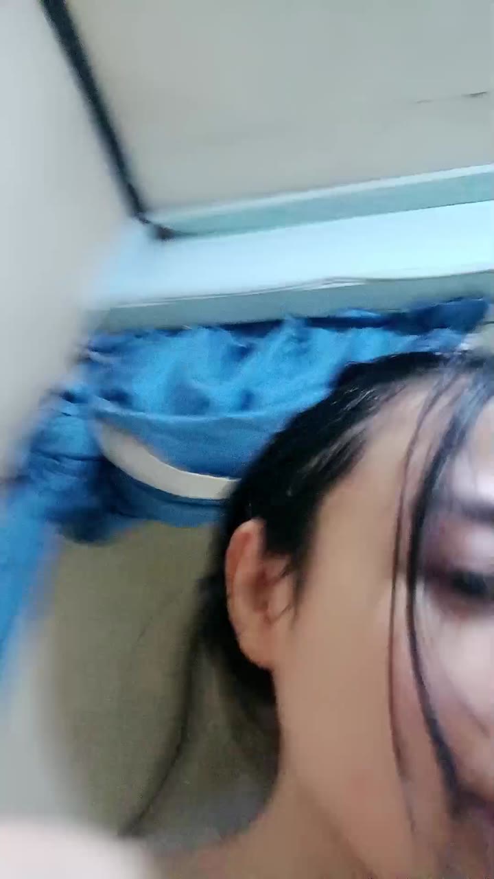 Pengen Mandi Bareng Kimociw Sambil Jilat Dua Lobang HOT51